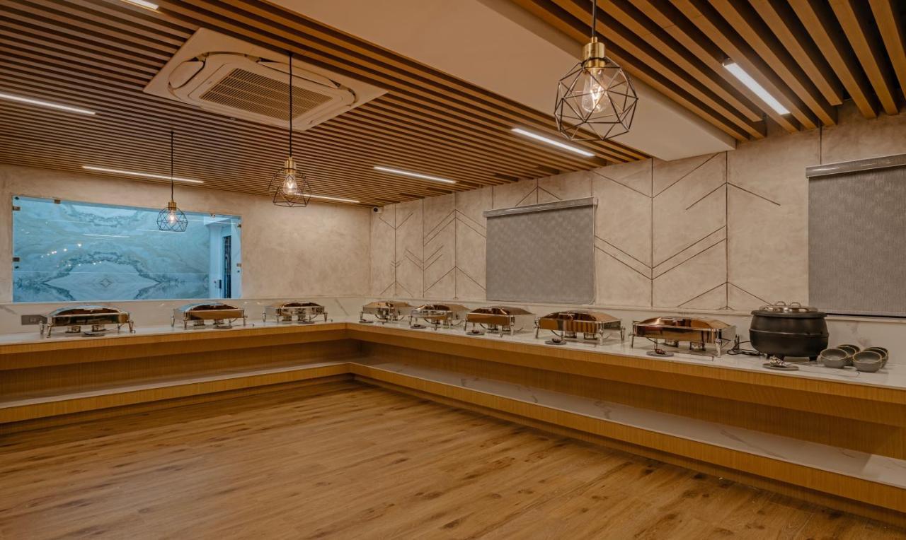Treebo Premium D Consulate Hotel Hyderabad Ngoại thất bức ảnh
